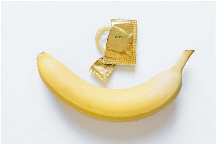 Image of a banana and a condom, symbolizing health