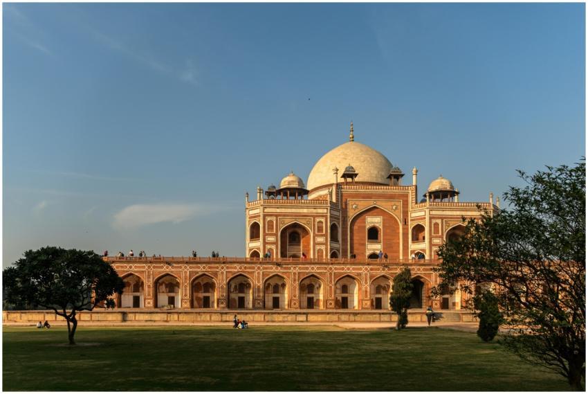 Captivating view of Humayun's Tomb, a UNESCO herit