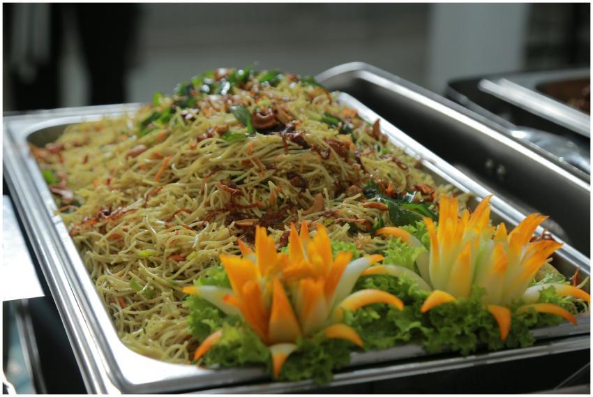 A vibrant display of Sri Lankan noodles garnished