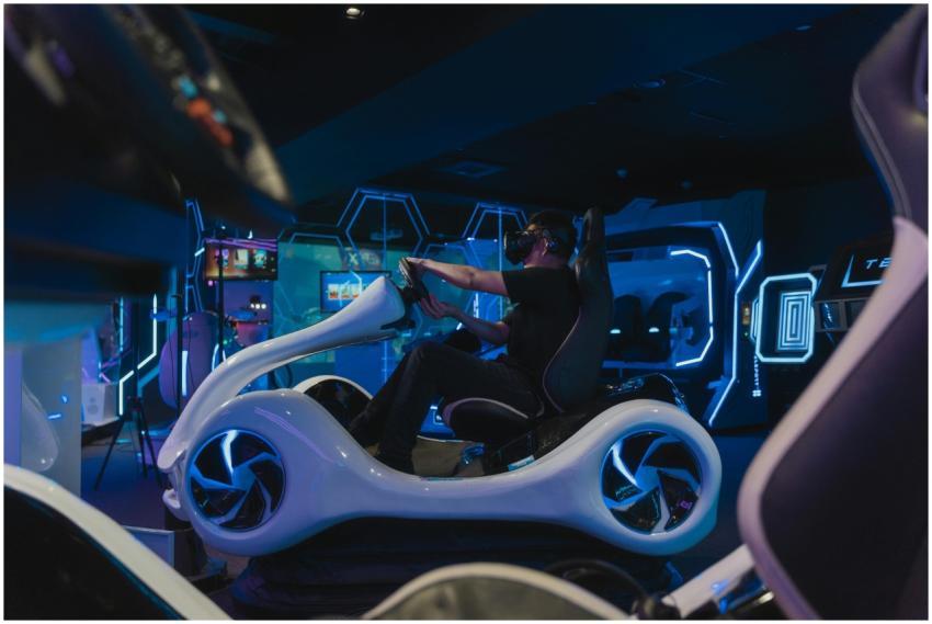 Experience the thrill of riding with a VR motorbik