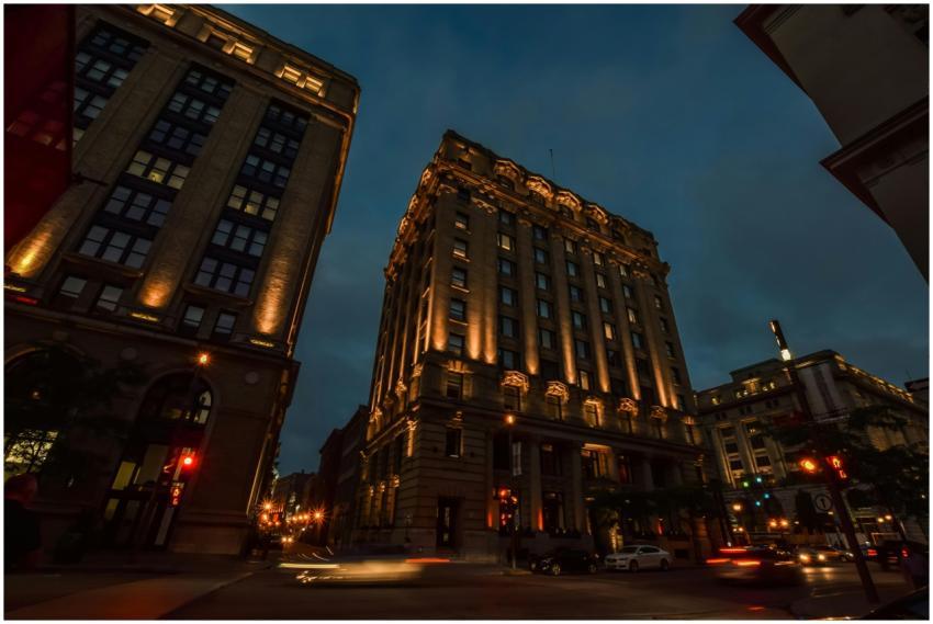 Stunning night cityscape of Montreal showcasing il