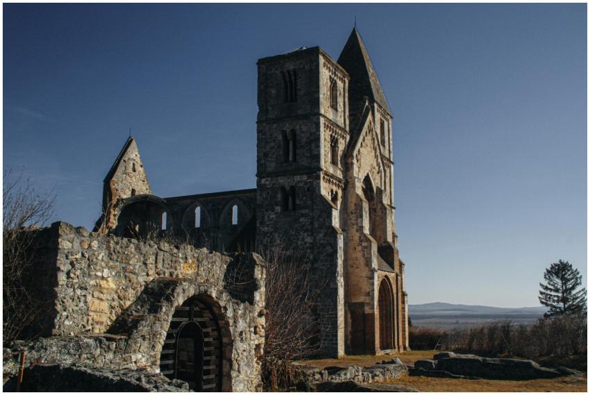 Free stock photo of abandoned, abandoned architect