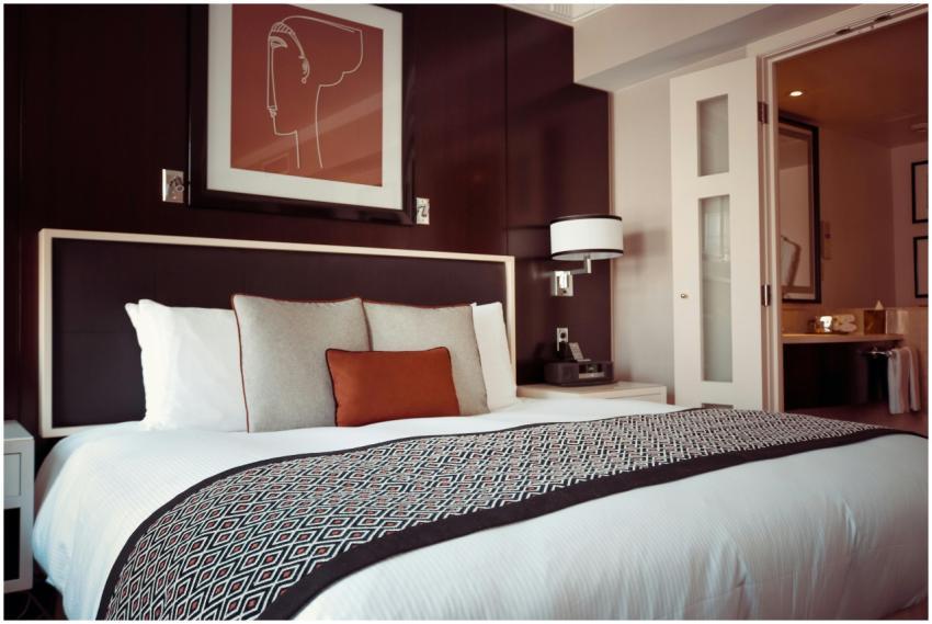 Cozy and modern hotel bedroom interior with elegan