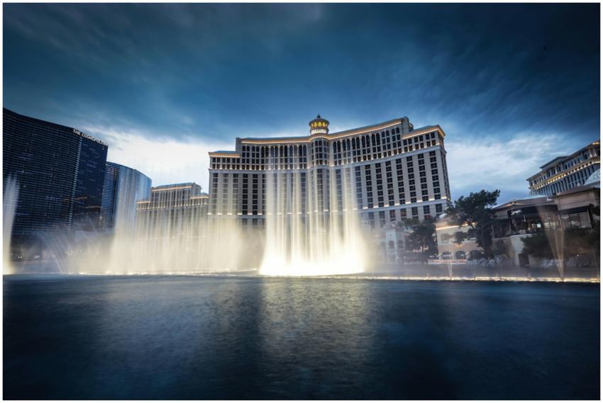 Capturing the breathtaking Bellagio Fountain again