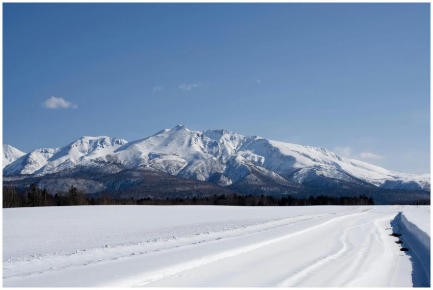Snow-covered mountains and serene landscape in Sou