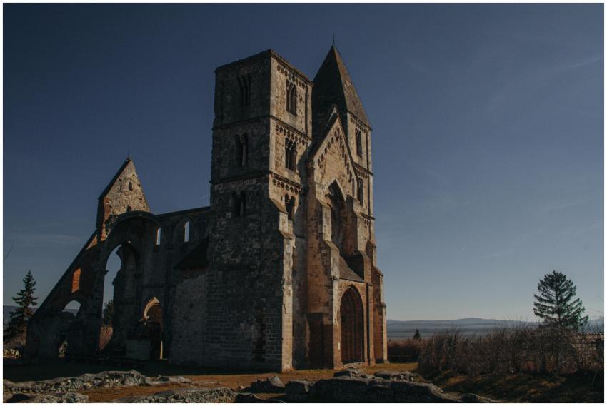 Free stock photo of abandoned, abandoned architect