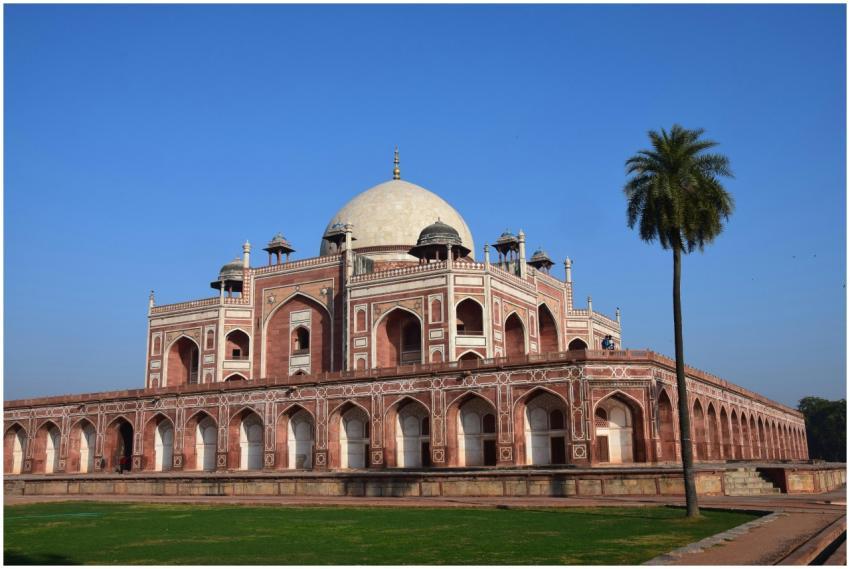 Humayun's Tomb under clear blue skies, a masterpie