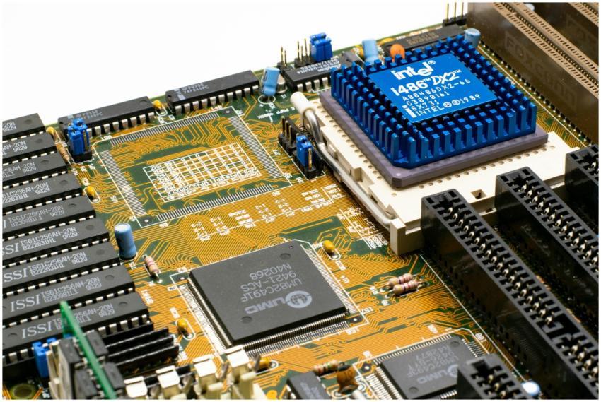 Detailed view of an Intel i486 DX2 CPU installed o