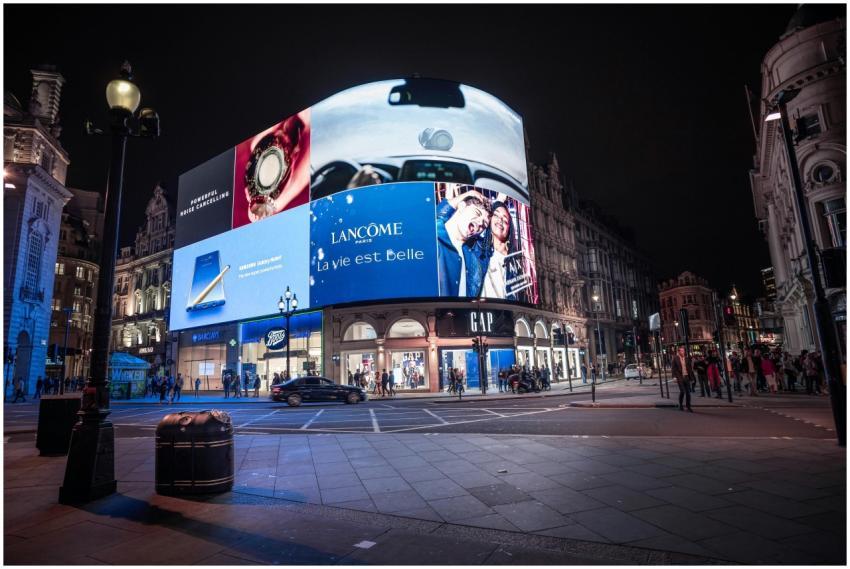 Night view of illuminated billboards at Piccadilly