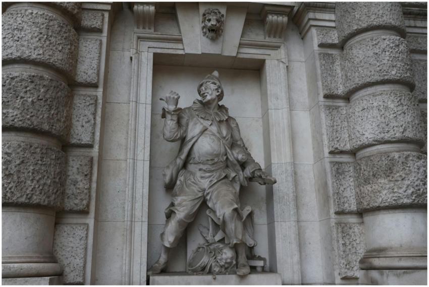 Intricate stone sculpture detail at Vienna's histo