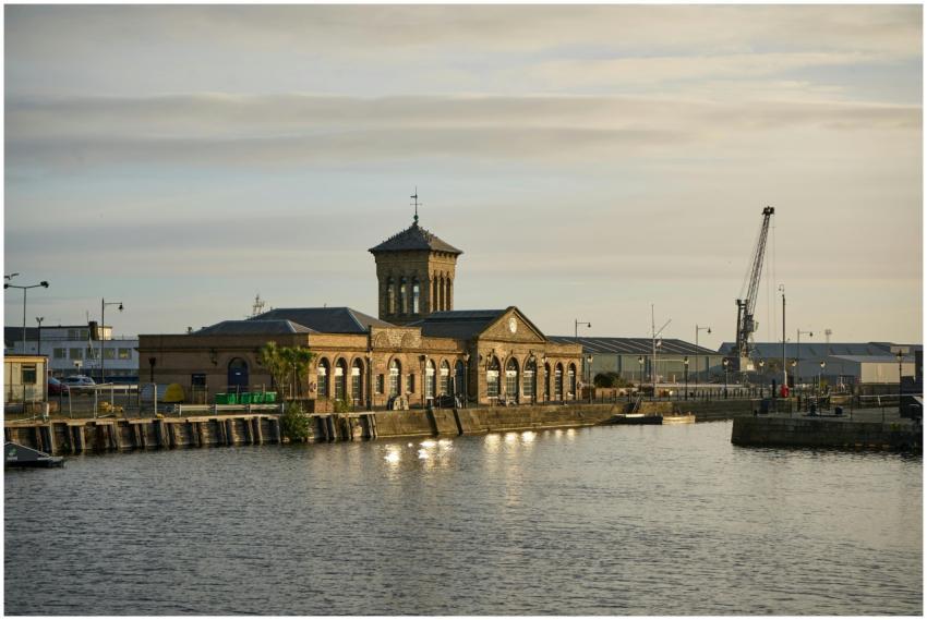 Free stock photo of architecture, autumn, brick