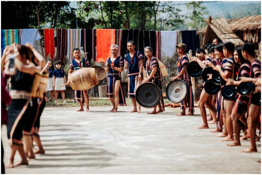 Traditional Gong Performance Kon