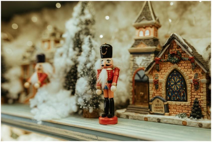 Festive Nutcracker Display Snowy