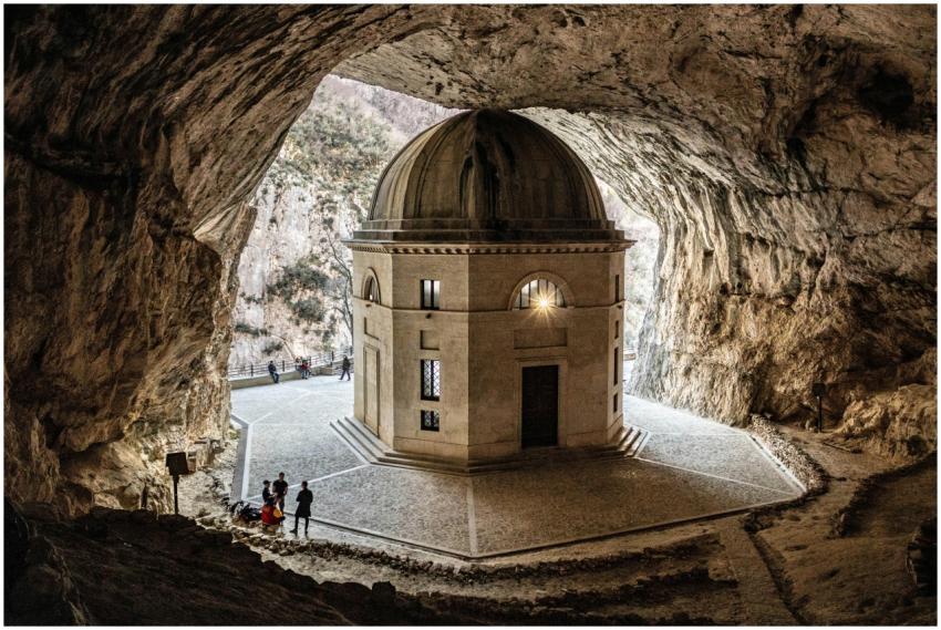 Scenic view of Tempio del Valadier within a cave i