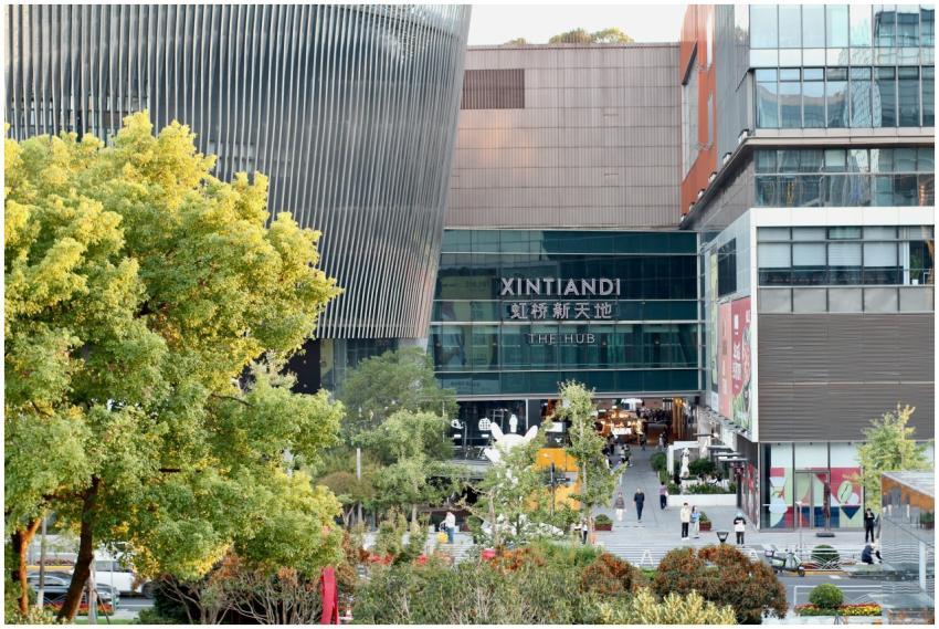 Modern Urban Plaza Xintiandi