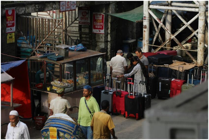 Busy Outdoor Market Scene