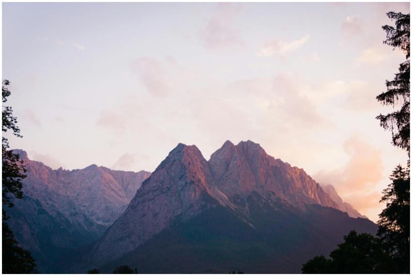 Majestic Mountain Peaks Sunset