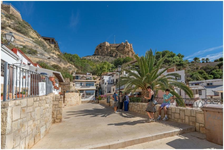 Scenic Santa Barbara Castle