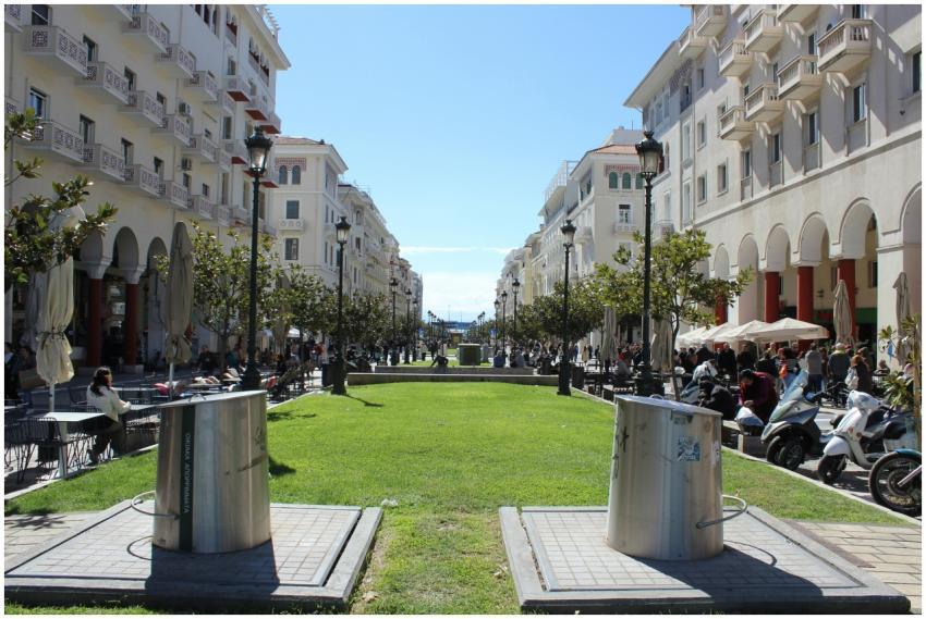 Sunny day at Aristotelous Square in Thessaloniki w