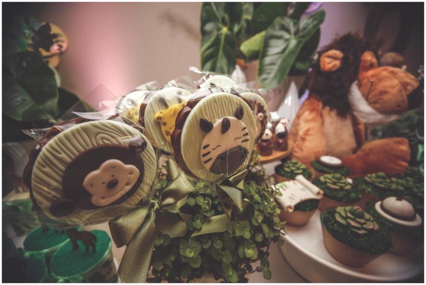Jungle-themed party setup with animal-themed cooki