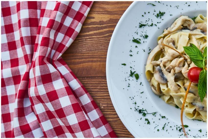 A rich and creamy fettuccine pasta with mushrooms