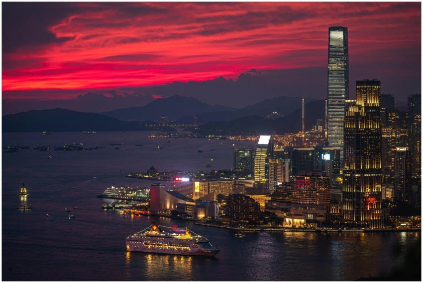 A breathtaking view of the Hong Kong skyline illum