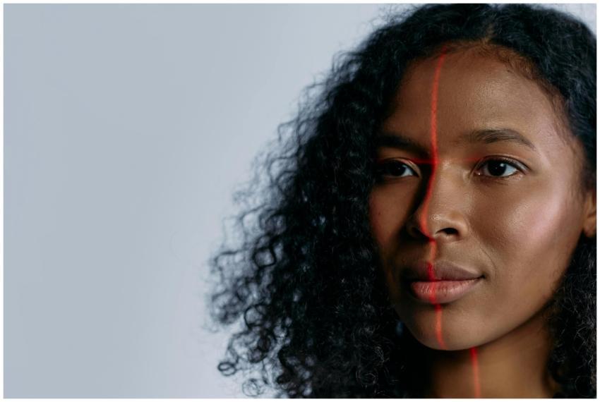 Close-up of a woman scanned with a laser for facia