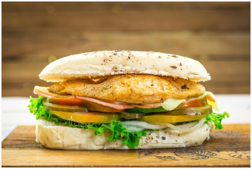 Delicious grilled chicken sandwich with fresh vege