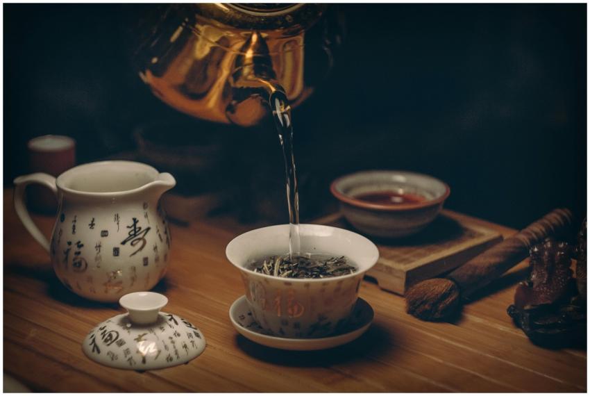 Artistic depiction of a traditional Chinese tea ce