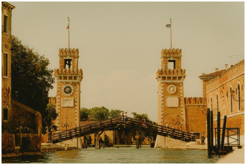 Vintage Architecture Venice S