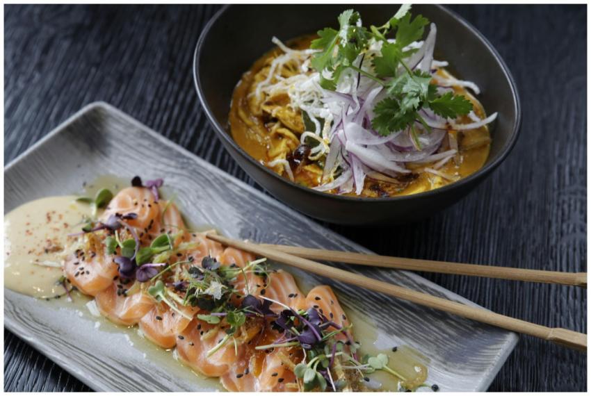 Delicious Japanese sashimi and ramen beautifully p