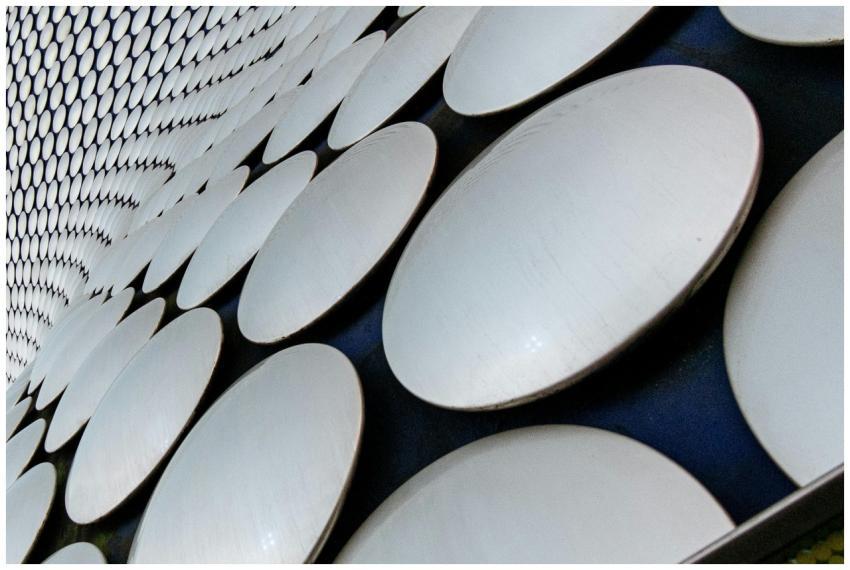 Unique abstract view of circular architectural pan