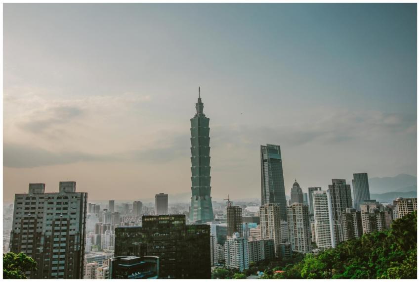 A scenic view of Taipei's skyline featuring the ic
