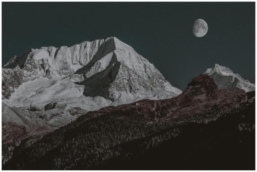 Breathtaking view of a majestic snow-capped mounta