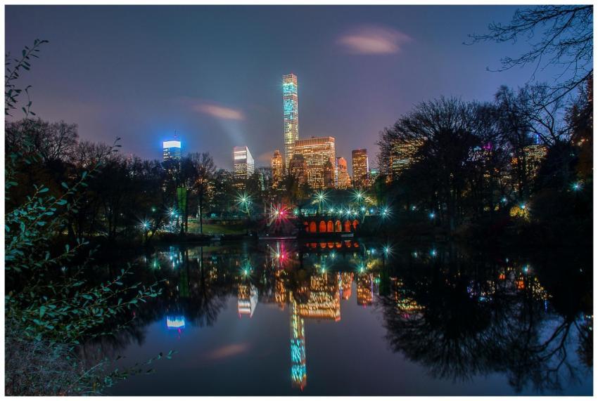 Stunning New York City skyline reflection in Centr