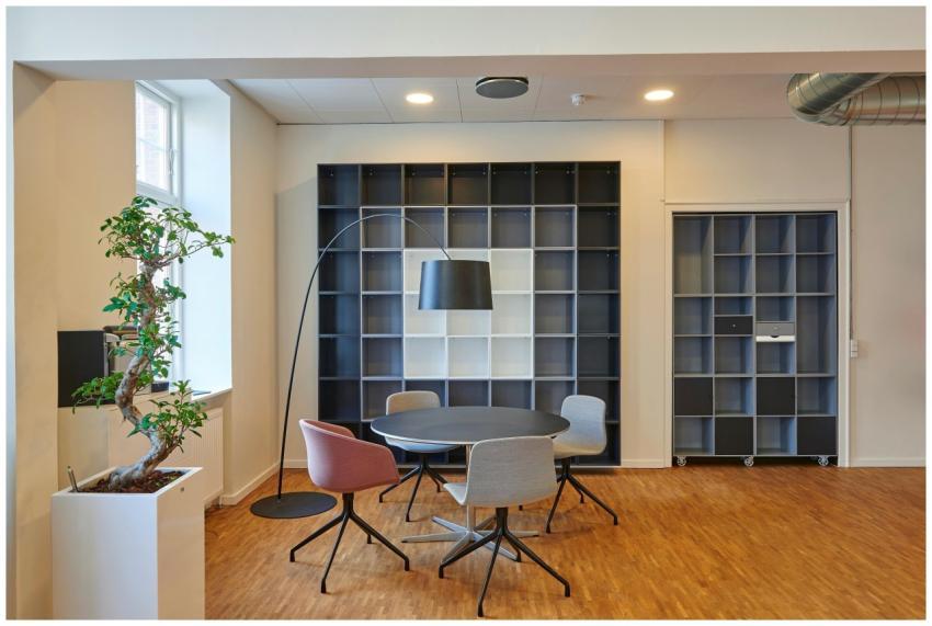 Bright and stylish office space with contemporary