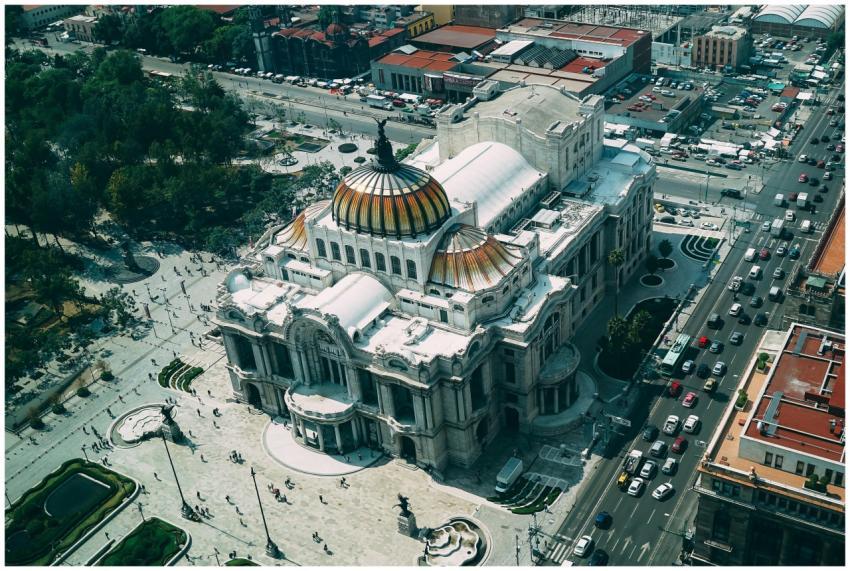 Aerial view showcasing the iconic Palacio de Bella
