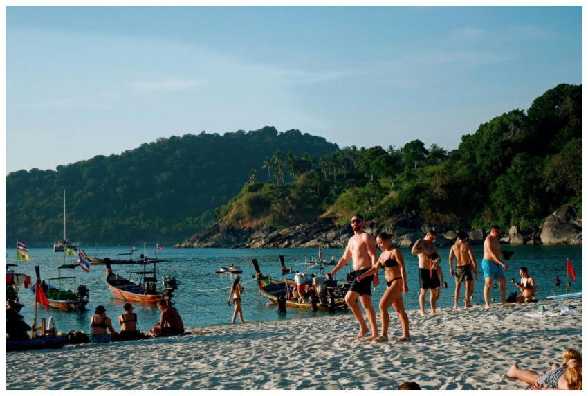 Sunny Beach Day Tropical