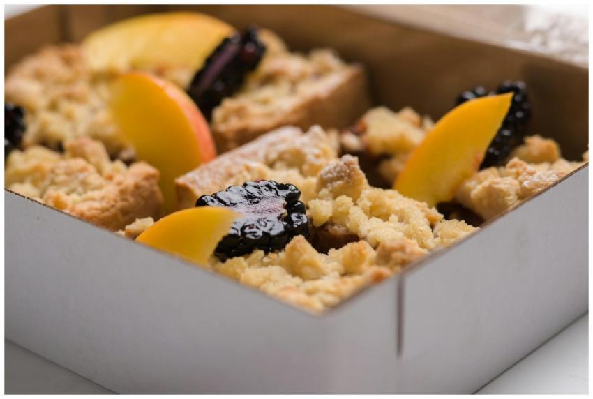 Close Up Fruit Crumble