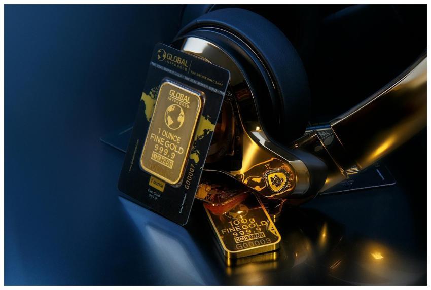 Elegant image of gold bars paired with sleek gold