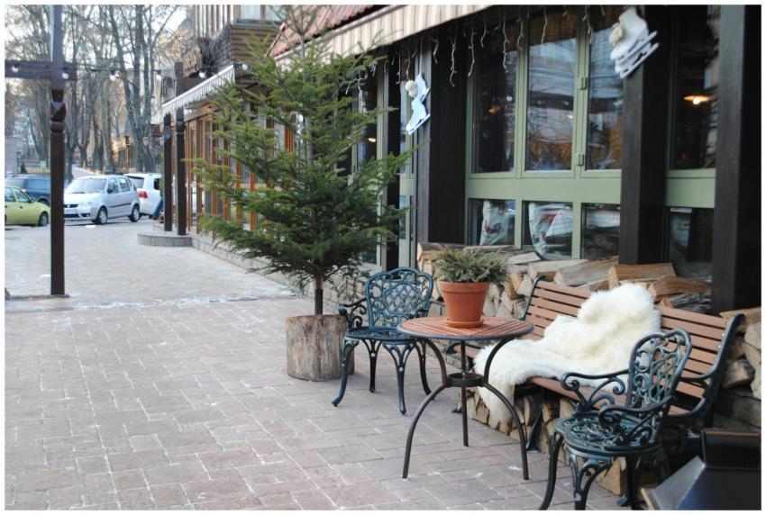 Inviting café seating area outside a cozy café on
