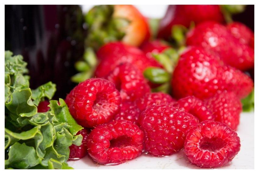 Food Fruit Healthy Strawberry