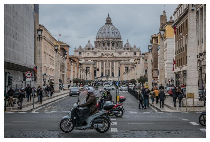 Saint Peter's Basilica Basilica Pope Catholic
