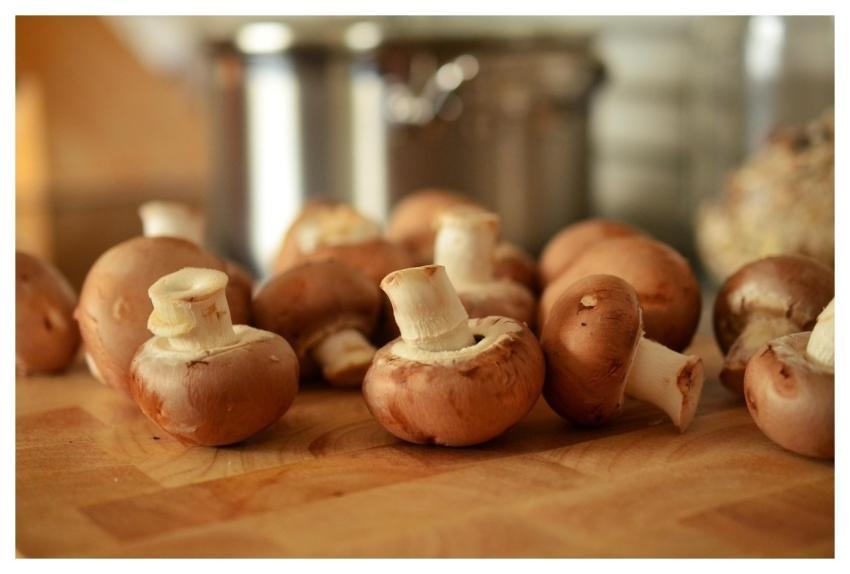 Mushrooms Brown Mushrooms Cook Meal