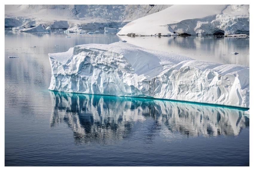 Iceberg Ocean Ice Snow