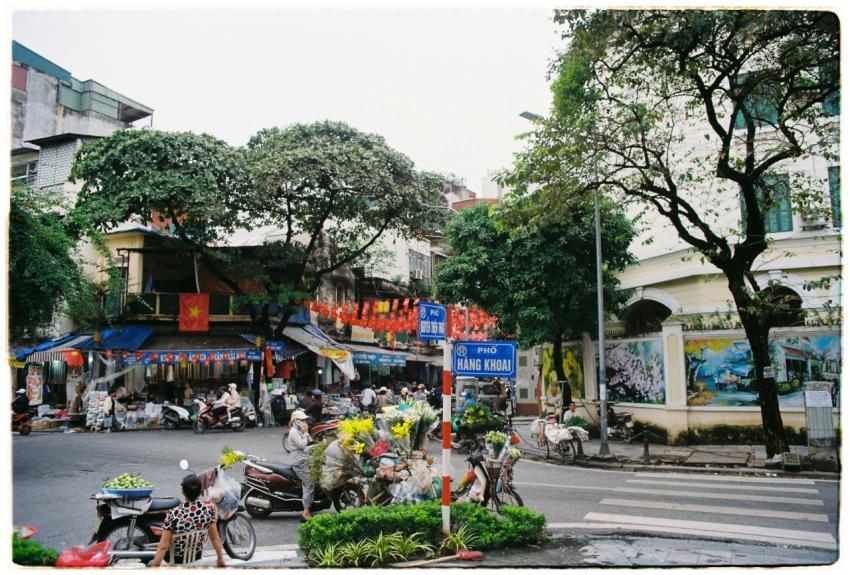 Bustling Vietnamese Street Market