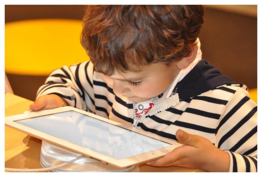 Child Tablet Technology Computer