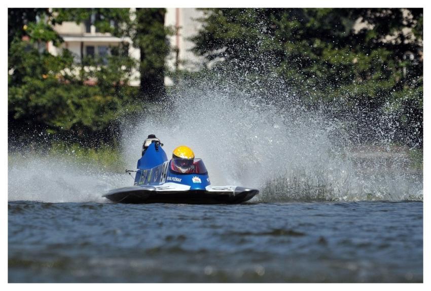 Sport Motorboat Racing Games