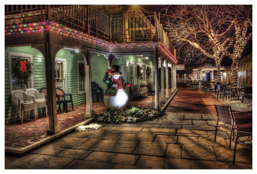 Snowman Town Urban Christmas Decoration