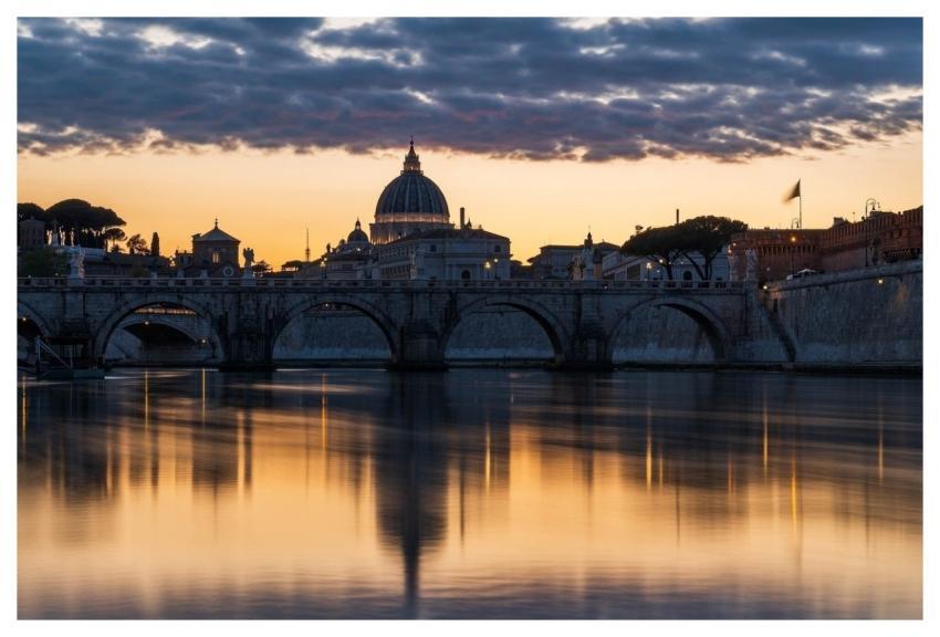 Tiber River Rome Nature St